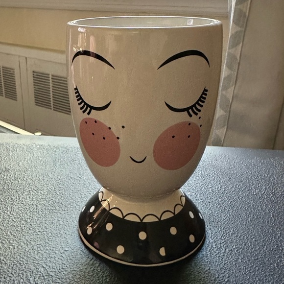 Accessories - Make up brush holder